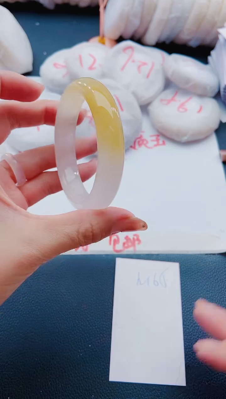 未镶嵌手镯石英质玉N165-58-59