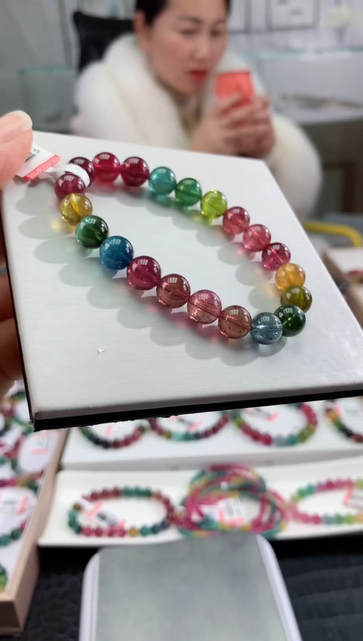 【闪购商品】碧玺手串未镶嵌多样性发一条