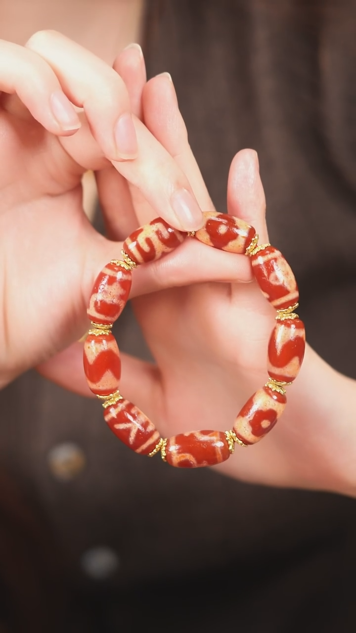 玛瑙/玉髓（覆膜）颈饰未镶嵌传世珠宝