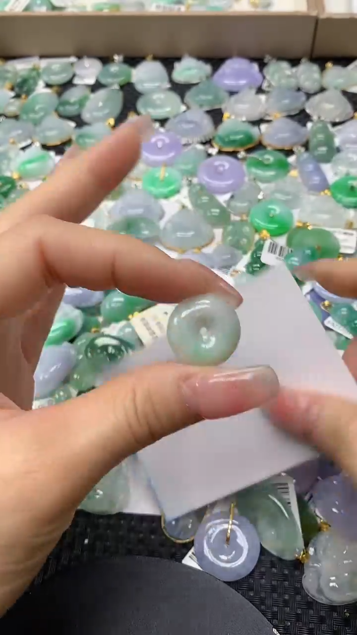 颈饰未镶嵌翡翠a货百元以下同包裹多件发出的只收取一单运费