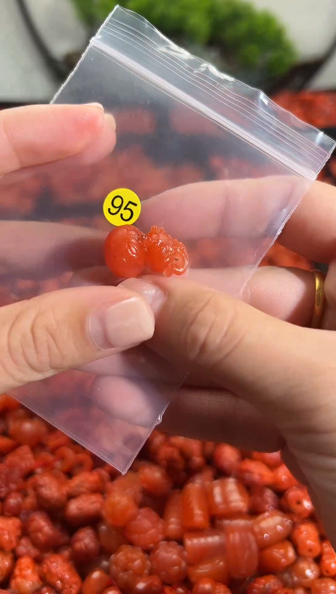 颈饰未镶嵌南红玛瑙1