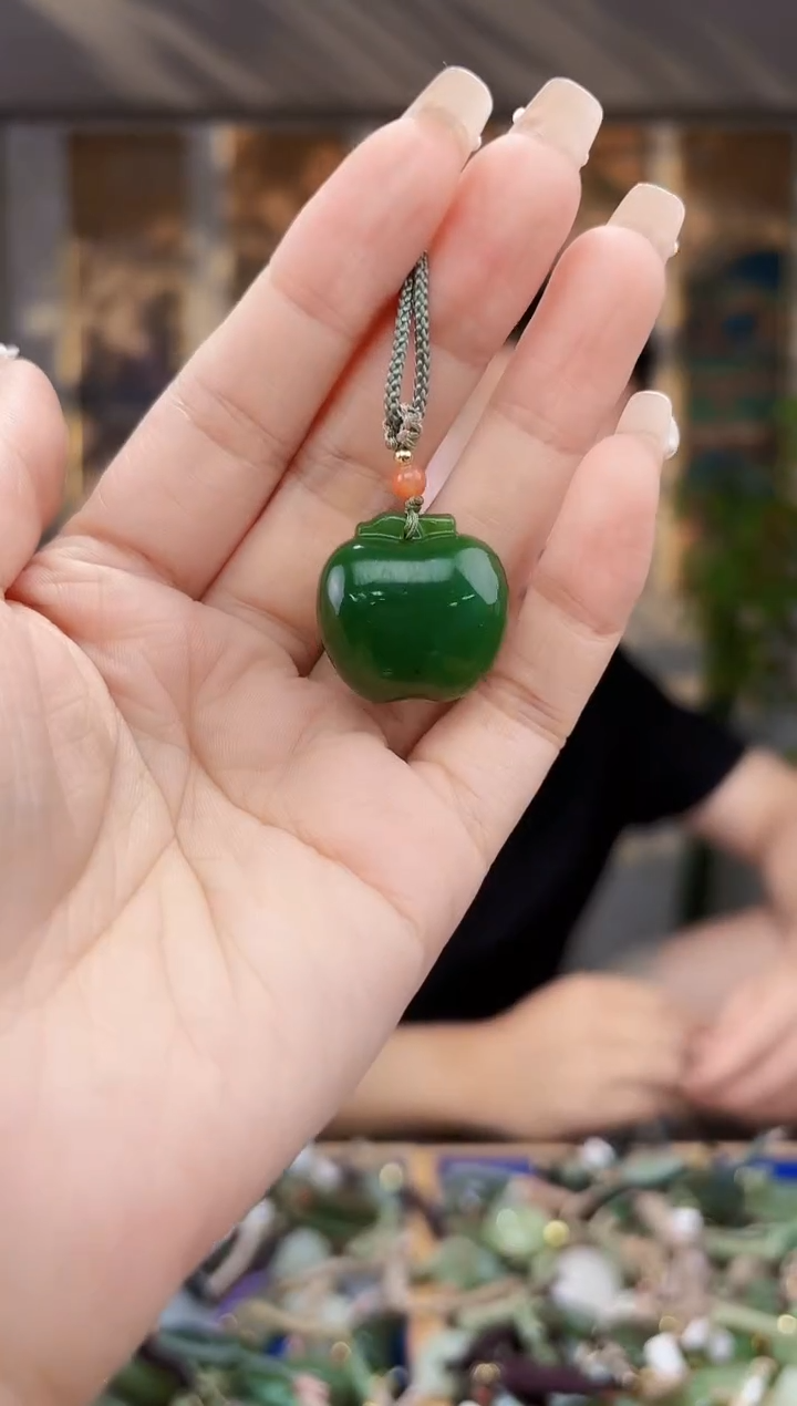 和田玉未镶嵌挂件拍一发一