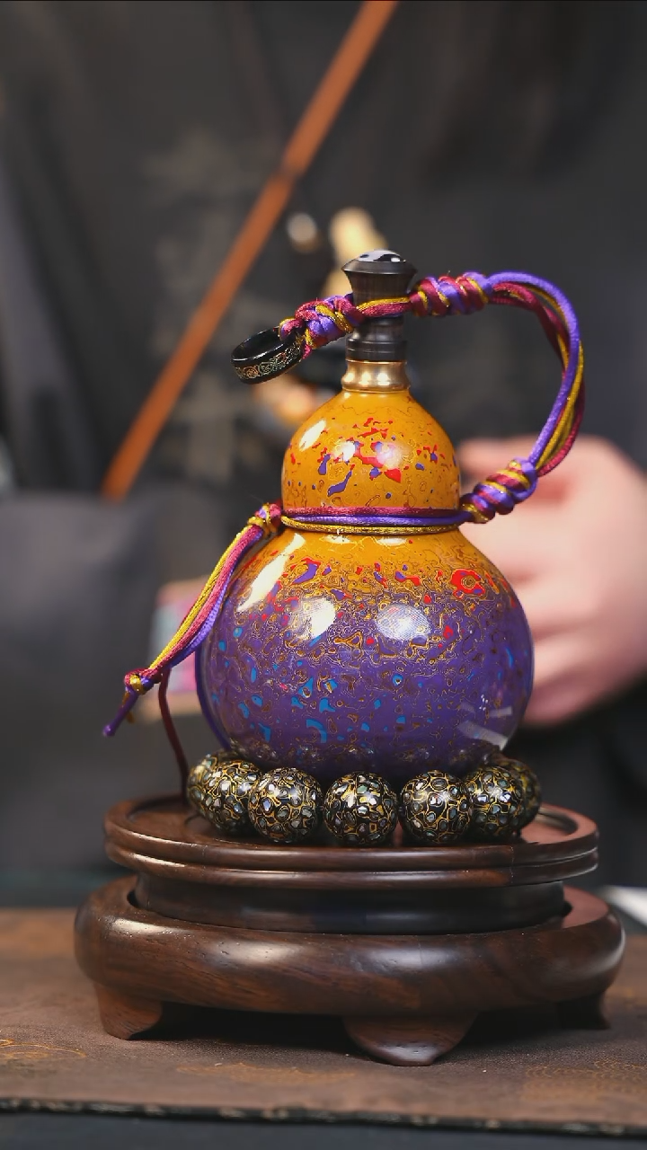【闪购商品】YT209漆艺酒葫芦不包手串及旋转底座