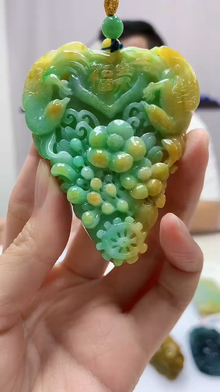 定制翡翠未镶嵌4812zm-毛货赠珠链花牌138