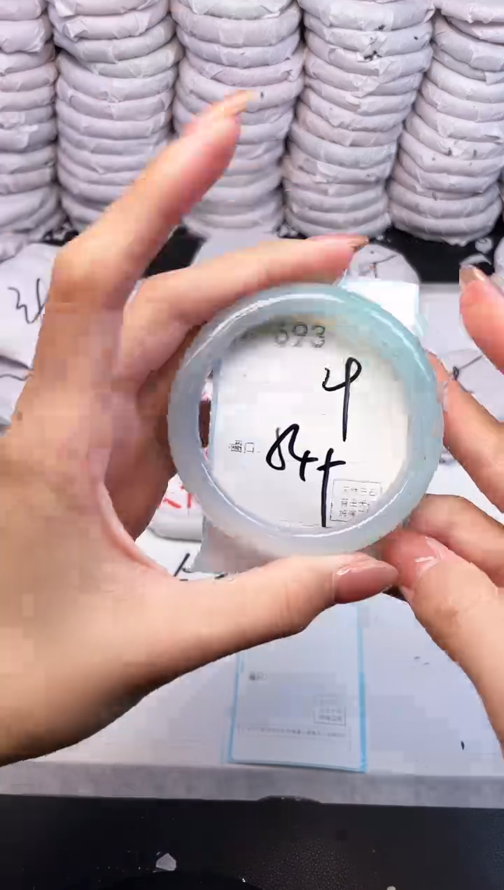 手镯玛瑙/玉髓未镶嵌693