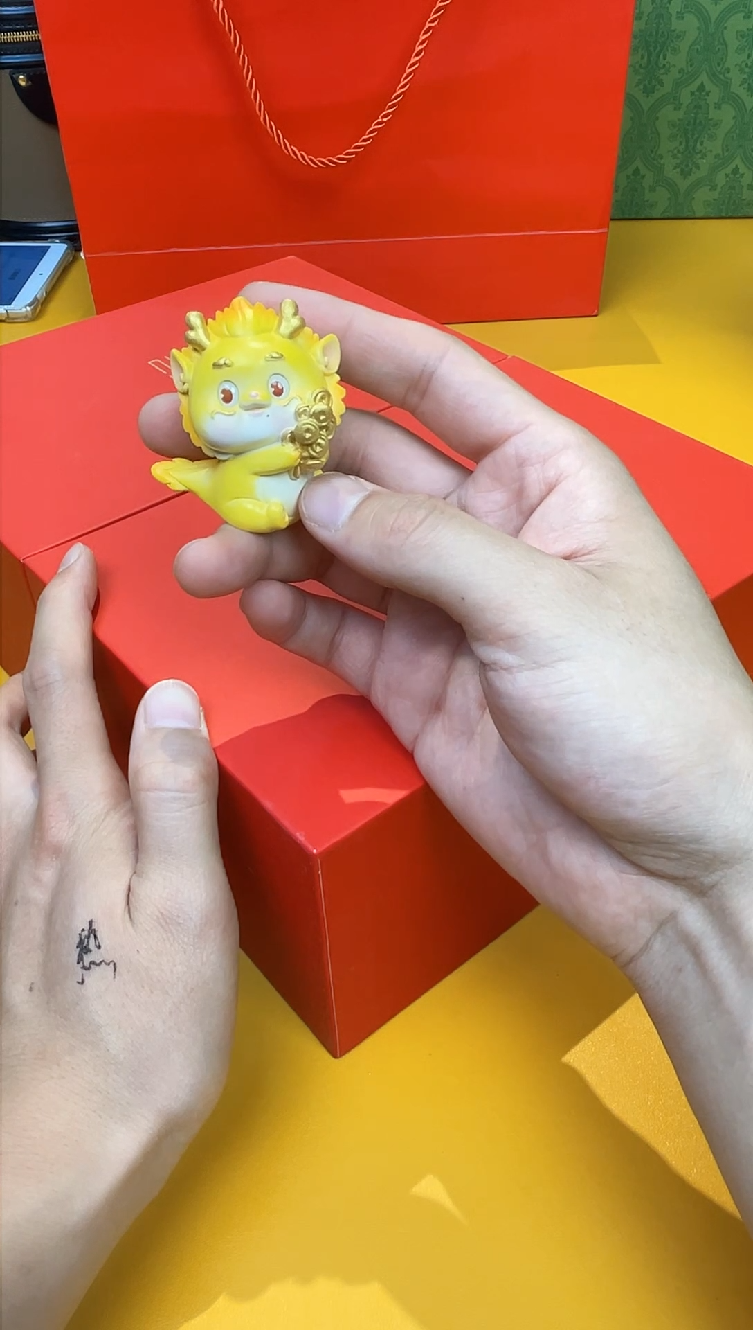 瓷片刮胡刀红套盒