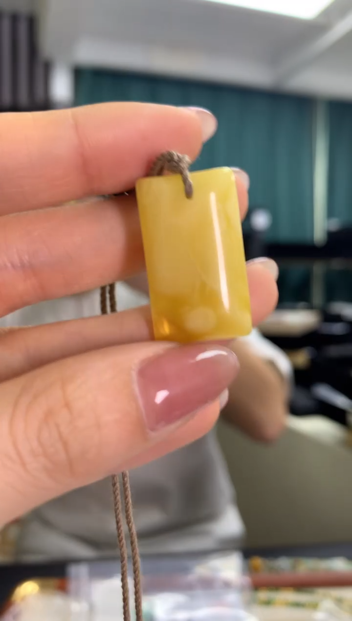 蜜蜡吊坠(不含链)未镶嵌无事牌