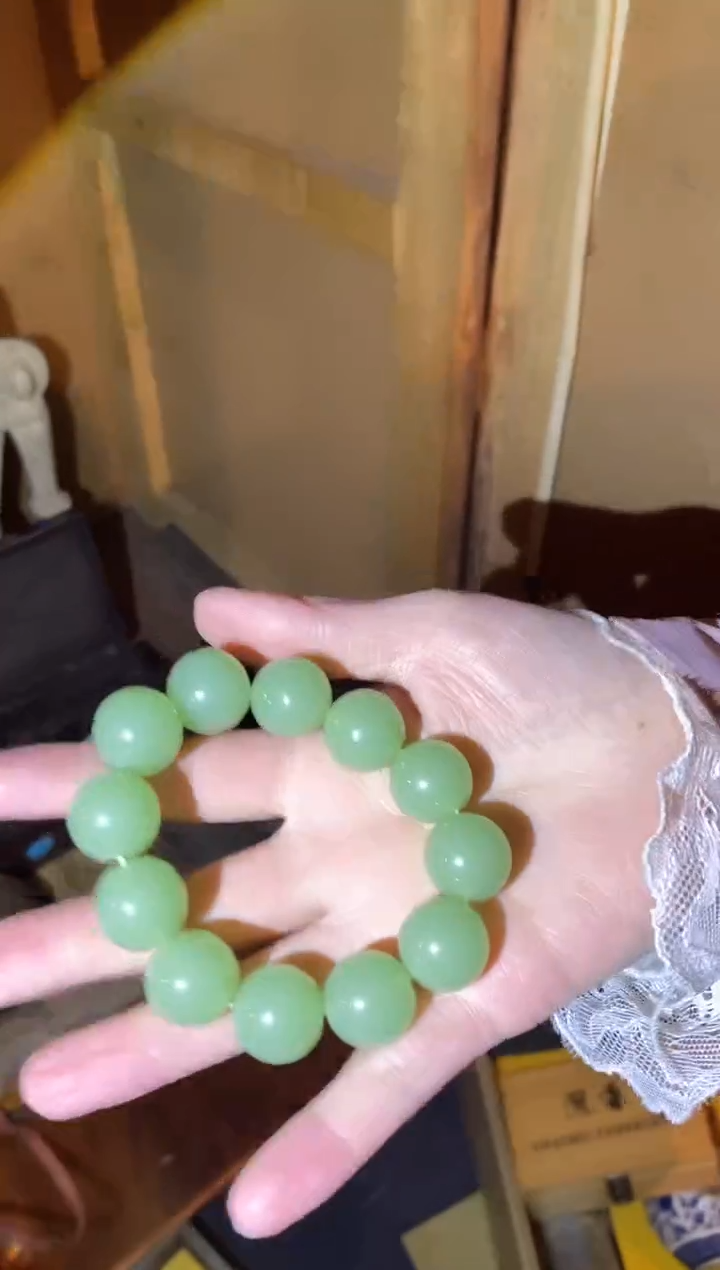 【闪购商品】和田玉挂件未镶嵌淡绿