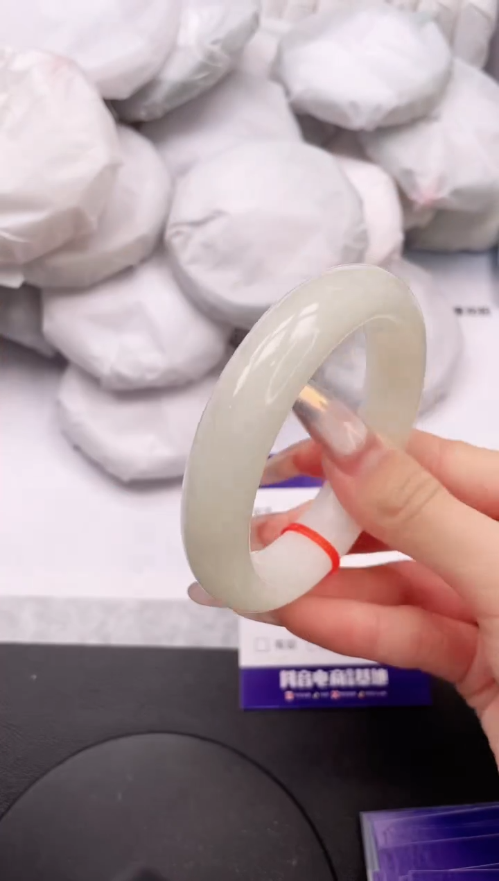 【闪购商品】和田玉手镯未镶嵌3K209-58