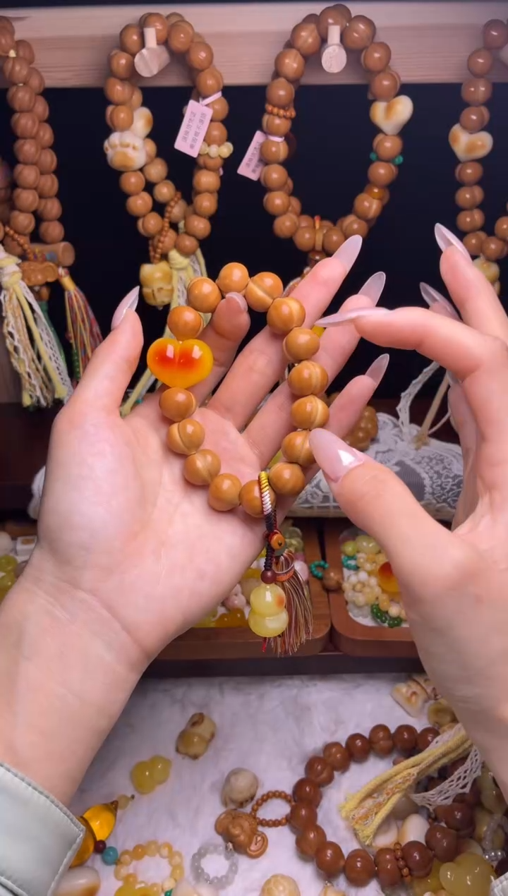 吊坠猴头核桃柯基福利款流苏手串