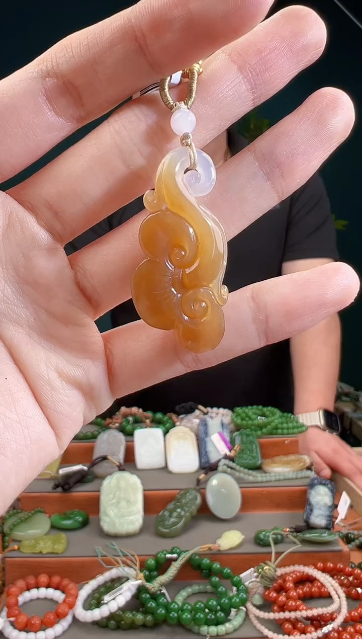 颈饰未镶嵌和田玉一物一证 拍一单发一个