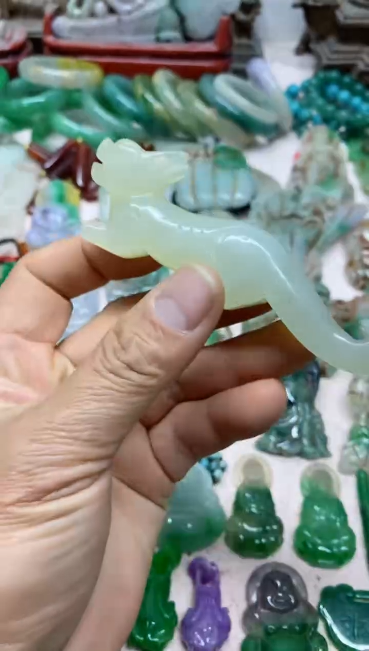 【闪购商品】12直播间的实时画面