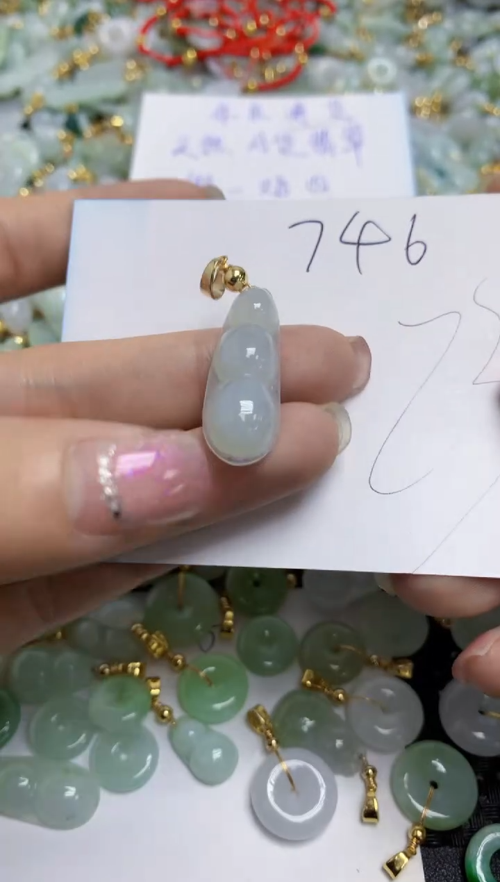 【闪购商品】翡翠颈饰合金天然翡翠A货