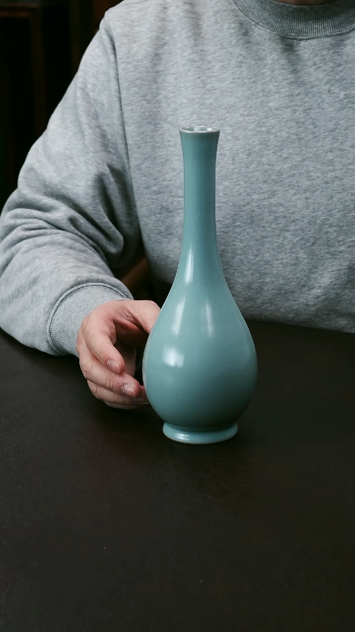 【闪购商品】瓶汝官窑微微瑕玉净瓶60