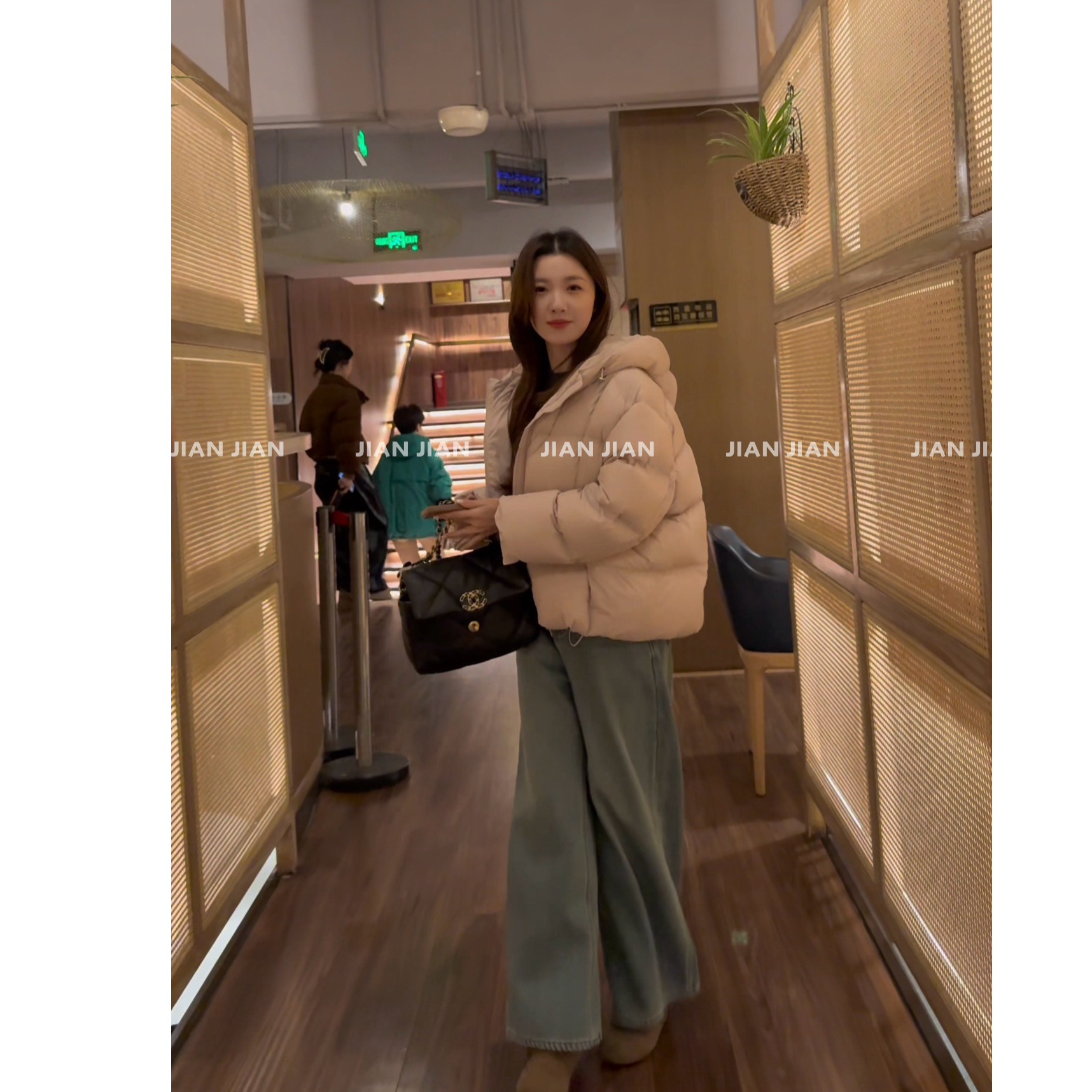 剪剪家【芋桃小酥】韩版泡芙加厚连帽羽绒服90白鸭绒外套S5057