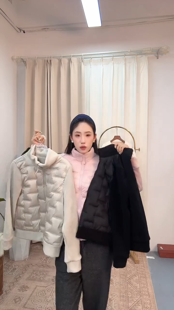 女士时尚搭配衣服