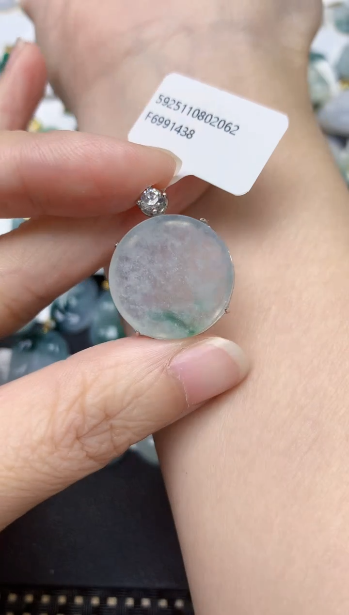 颈饰未镶嵌翡翠天然缅甸A货翡翠