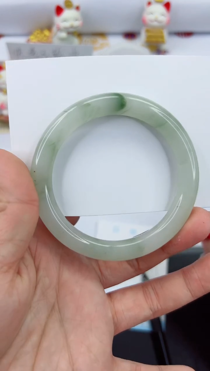 【闪购商品】石英质玉手镯未镶嵌999-56.6