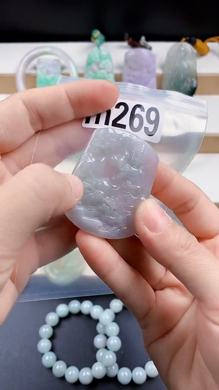 颈饰未镶嵌翡翠天然翡翠吊坠挂件