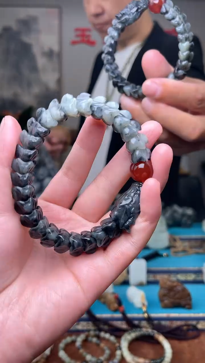 和田玉未镶嵌挂件1