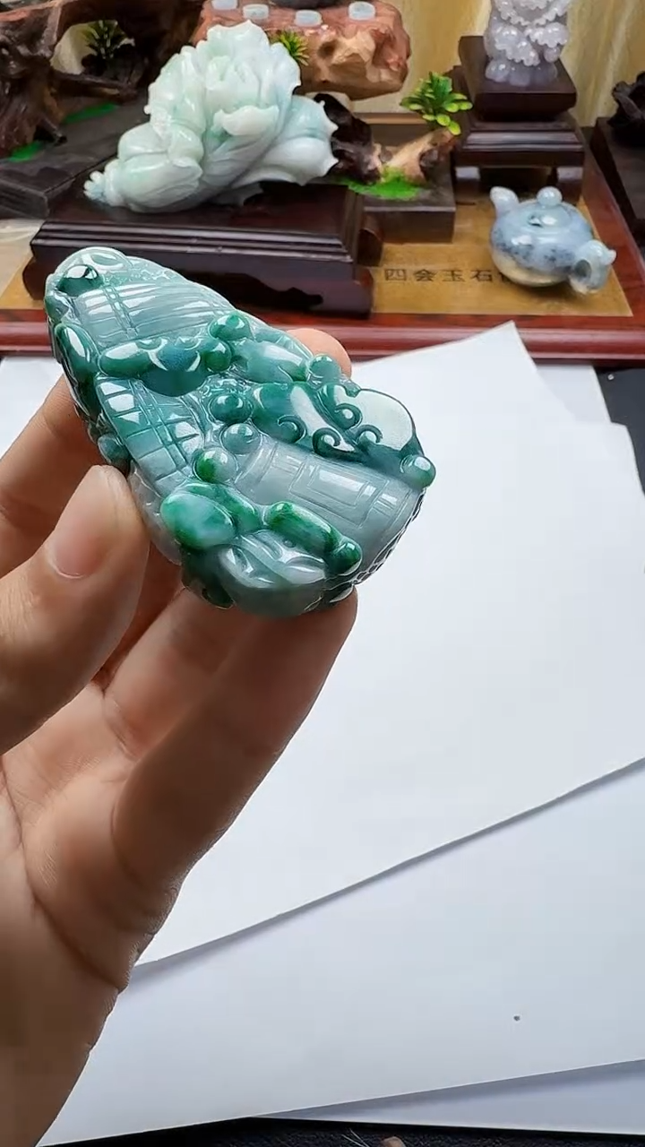 吊坠(不含链)未镶嵌翡翠1