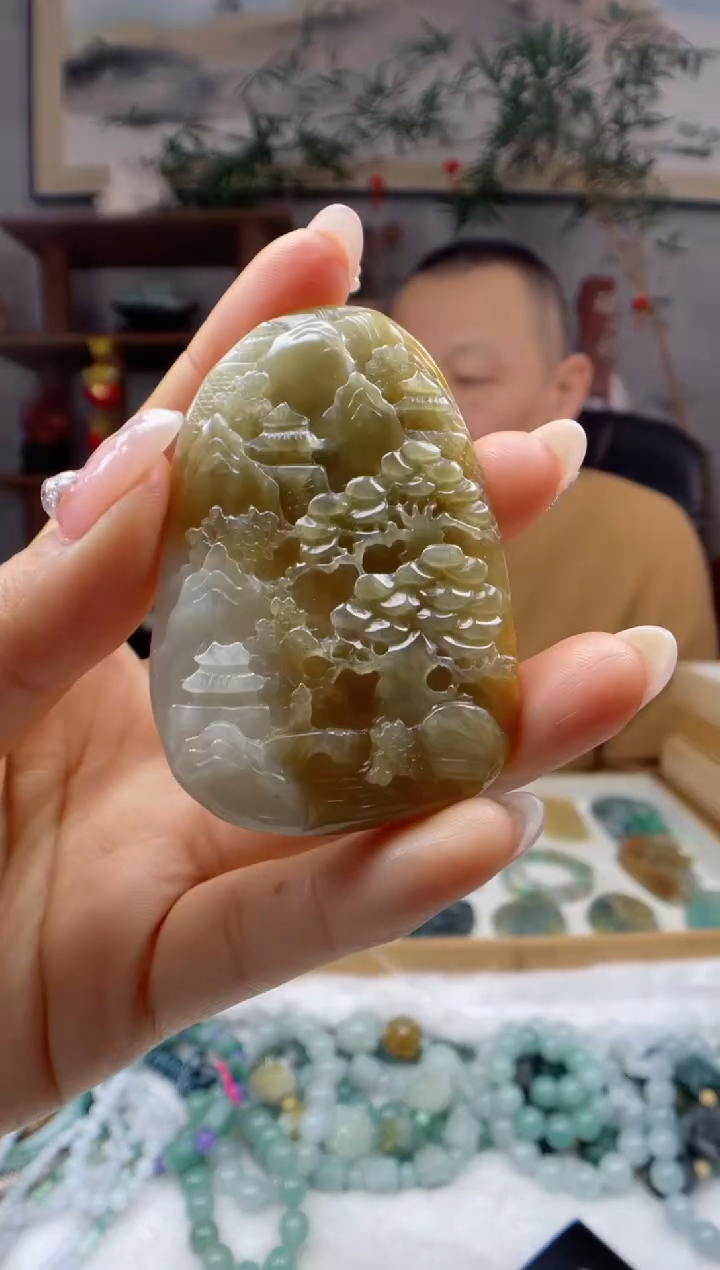 【闪购商品】定制翡翠未镶嵌山水