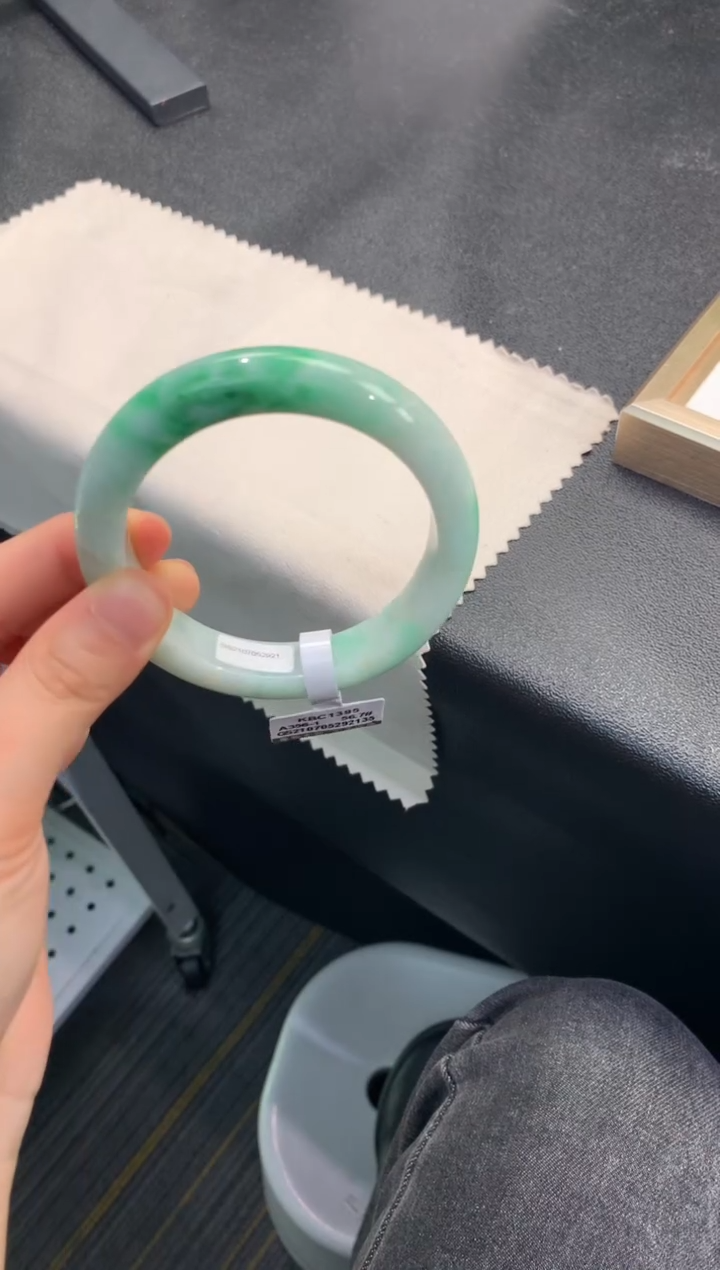 【闪购商品】翡翠手镯未镶嵌..........