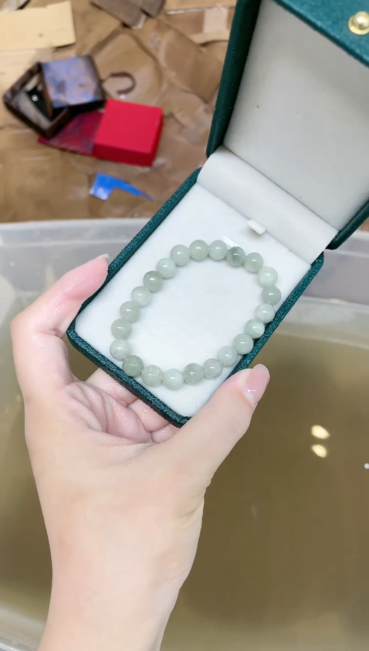 石英质玉手镯未镶嵌绿色
