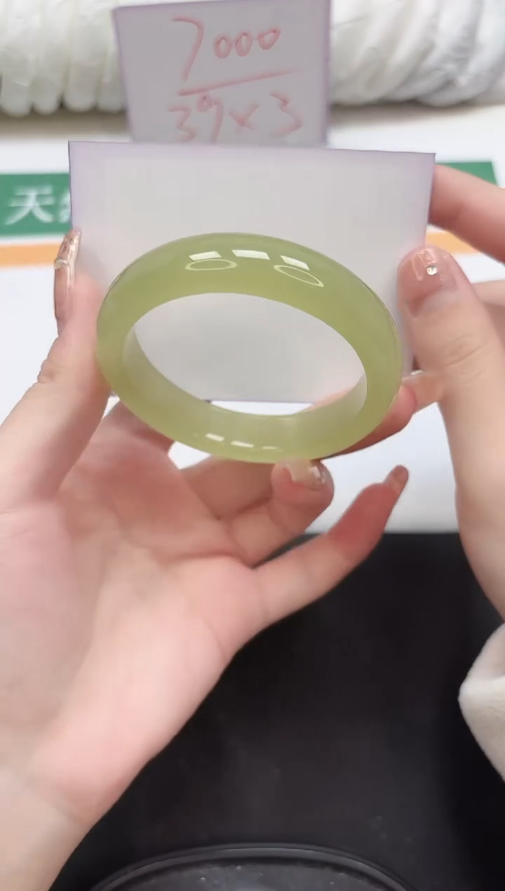 未镶嵌手镯石英质玉25-54