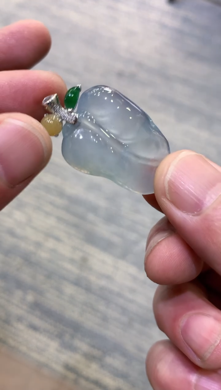 颈饰未镶嵌翡翠天然A货翡翠