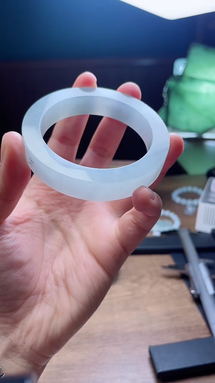 定制翡翠手镯未镶嵌y***k定制