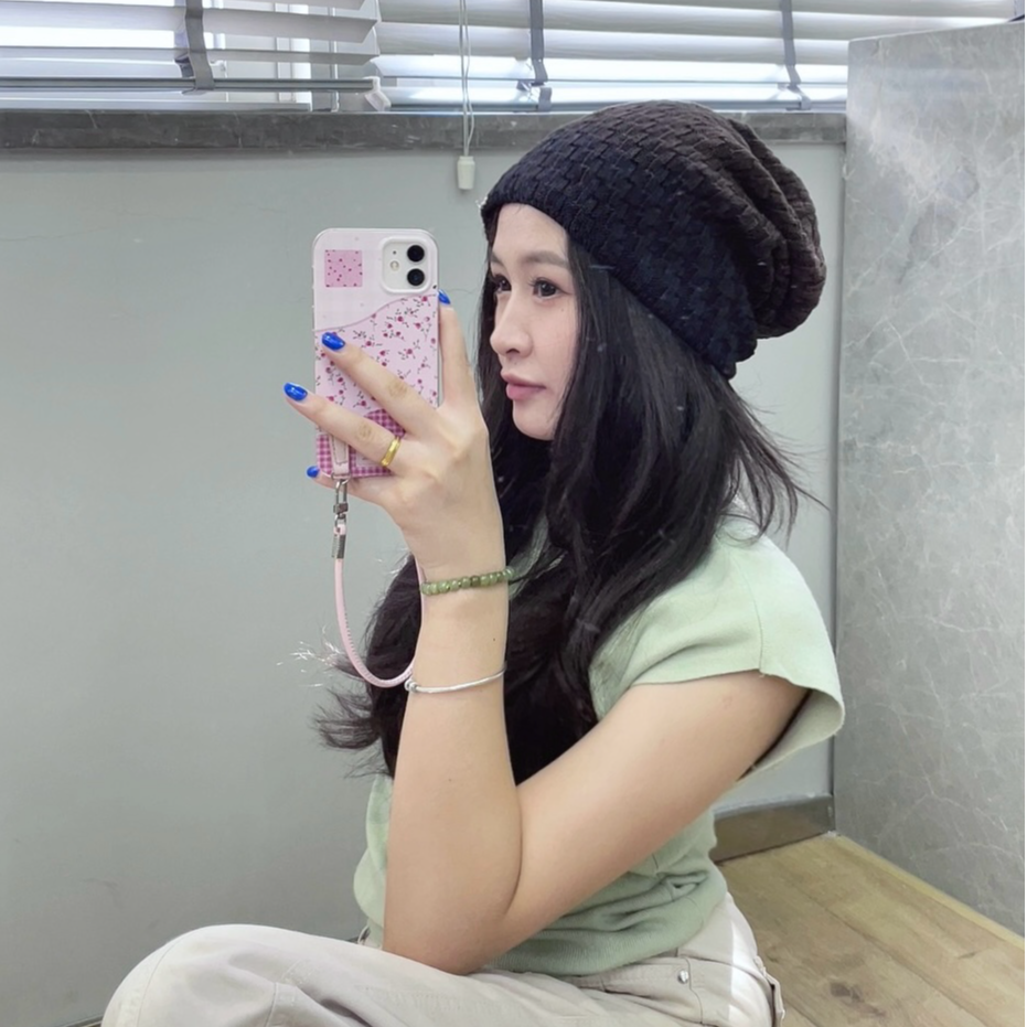 男女同款针织渐变色时尙冬季帽