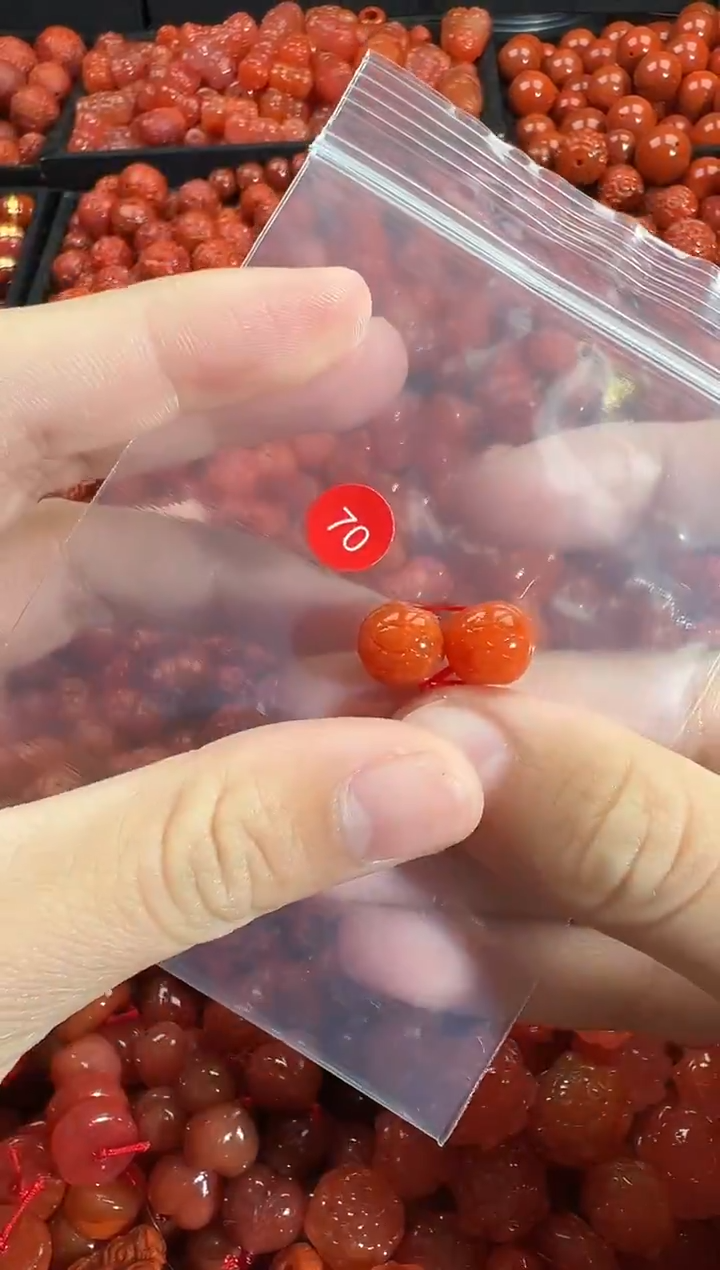 颈饰未镶嵌南红玛瑙1