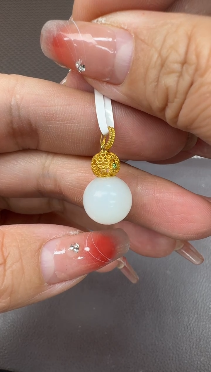 【闪购商品】和田玉挂件18K金镶嵌挂件