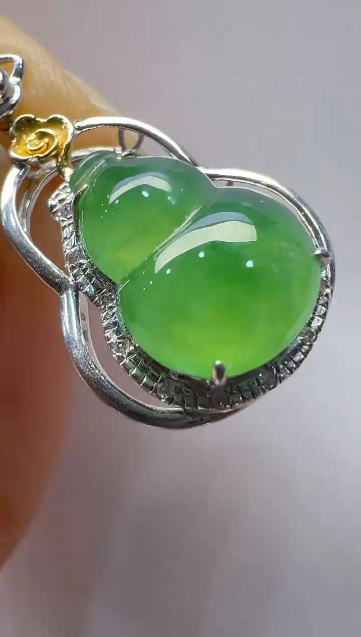 【闪购商品】翡翠吊坠(不含链)18K金镶嵌多样性团购发一件