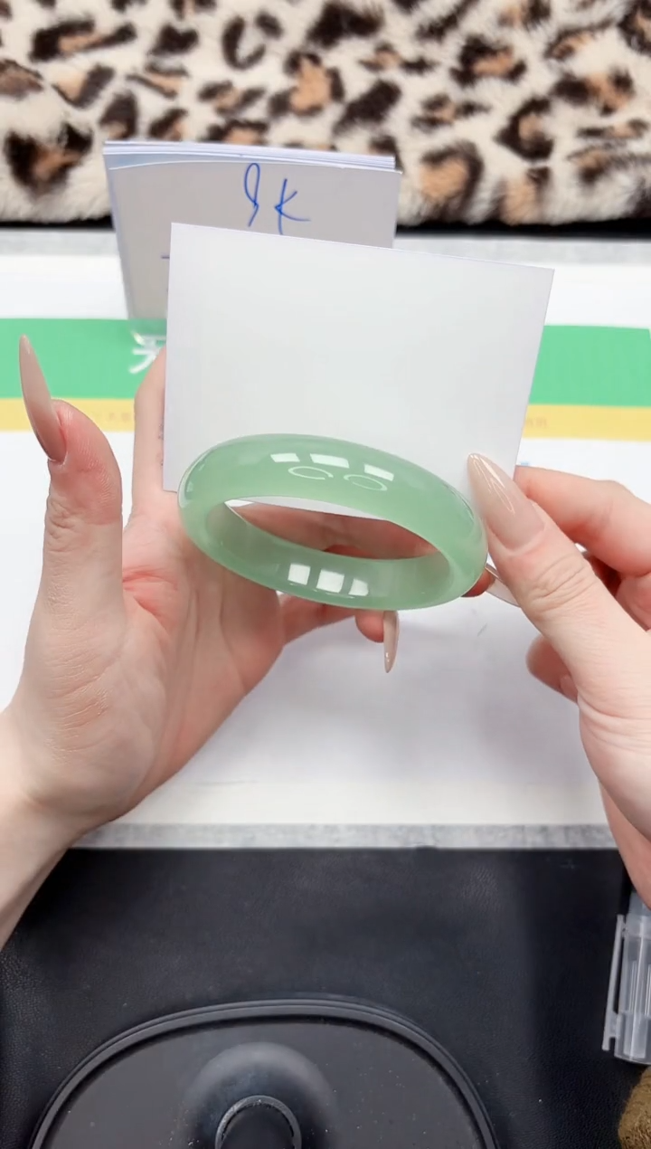 【闪购商品】石英质玉手镯未镶嵌206-59.8