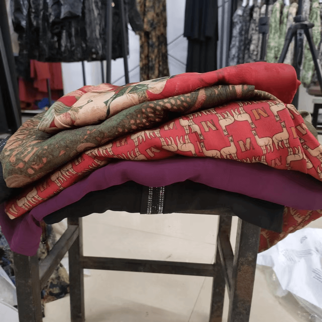 孤品(微瑕疵)连衣裙，90斤一180斤