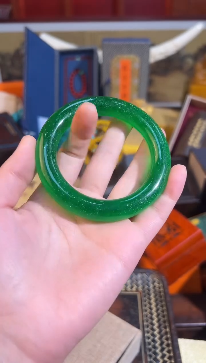 【闪购商品】翡翠手镯未镶嵌35业业业业业业业业