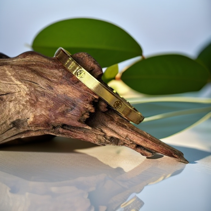 B-3069  时尚精工米字拉丝手镯 真金工艺+专柜礼盒