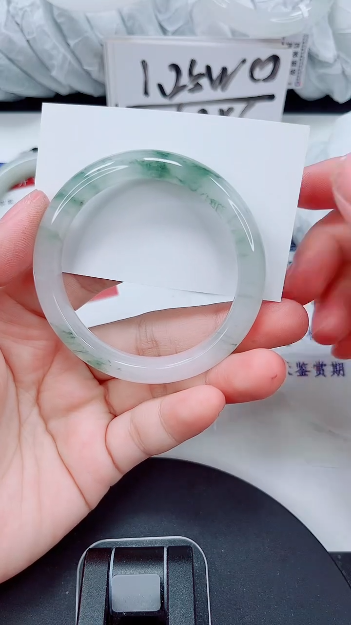 未镶嵌手镯石英质玉115-51/52