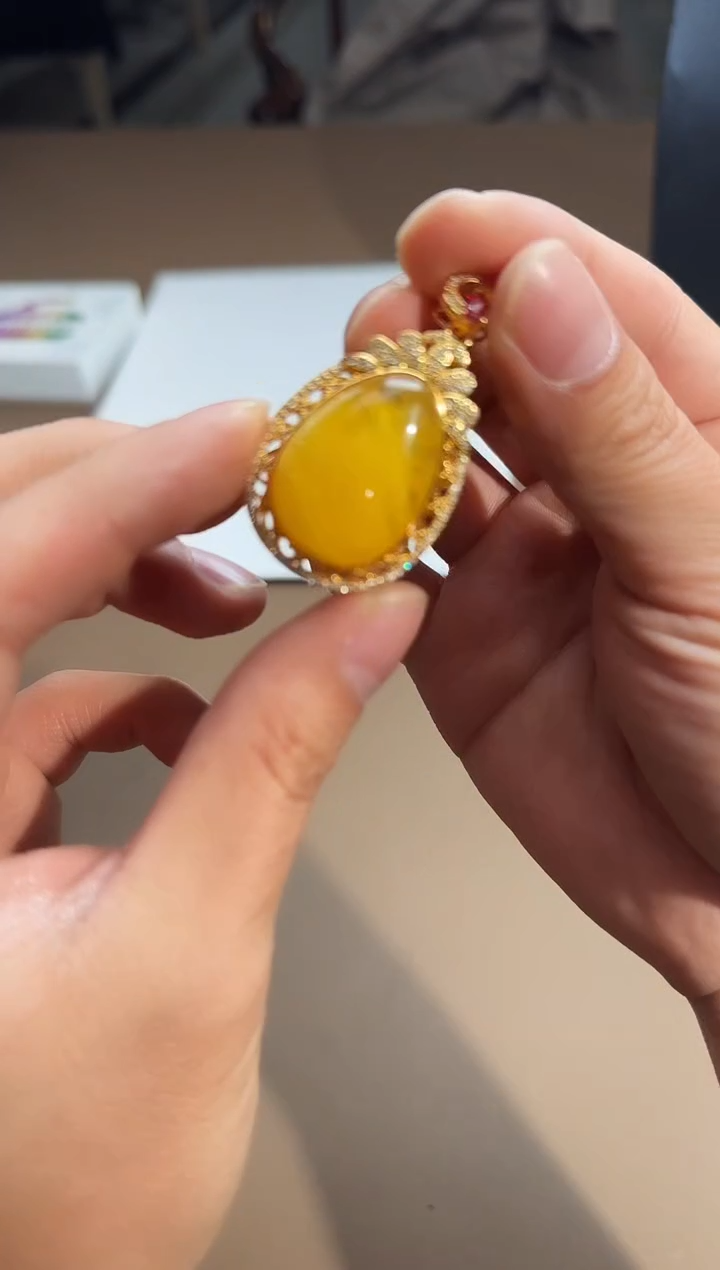 蜜蜡颈饰银S925镶嵌yf062吊坠