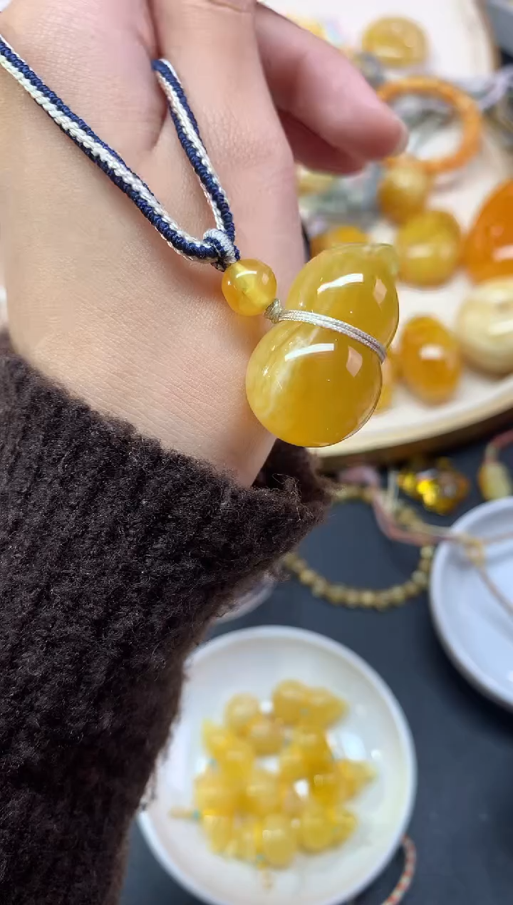 【闪购商品】蜜蜡裸石未镶嵌吊坠A370|980