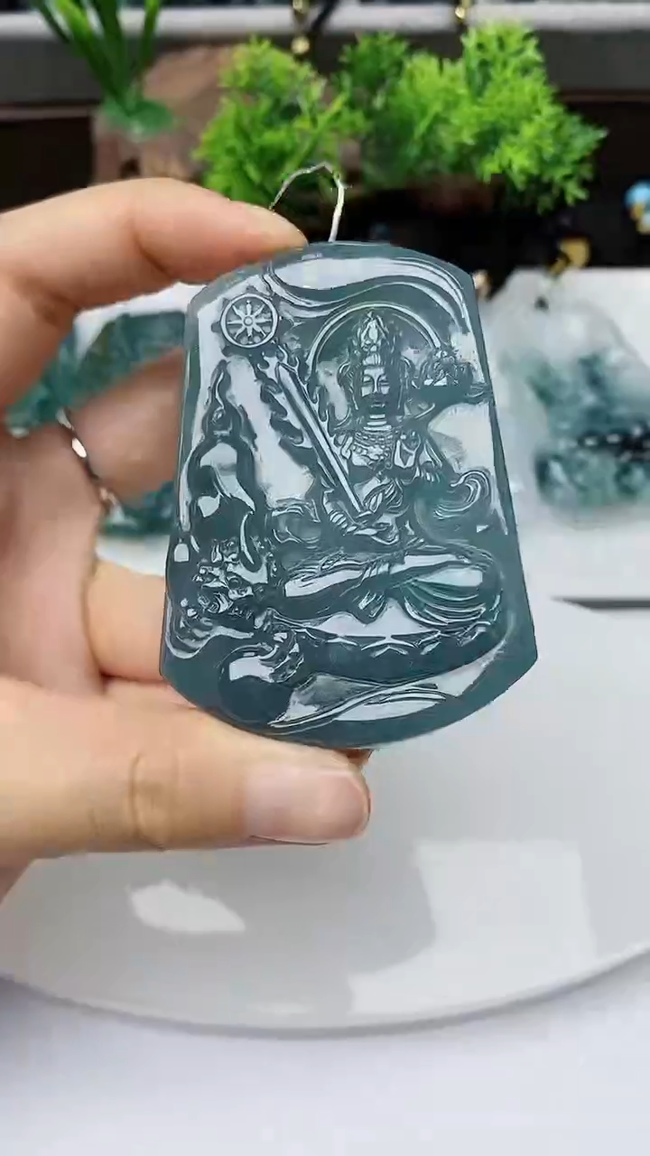 【闪购商品】翡翠颈饰未镶嵌