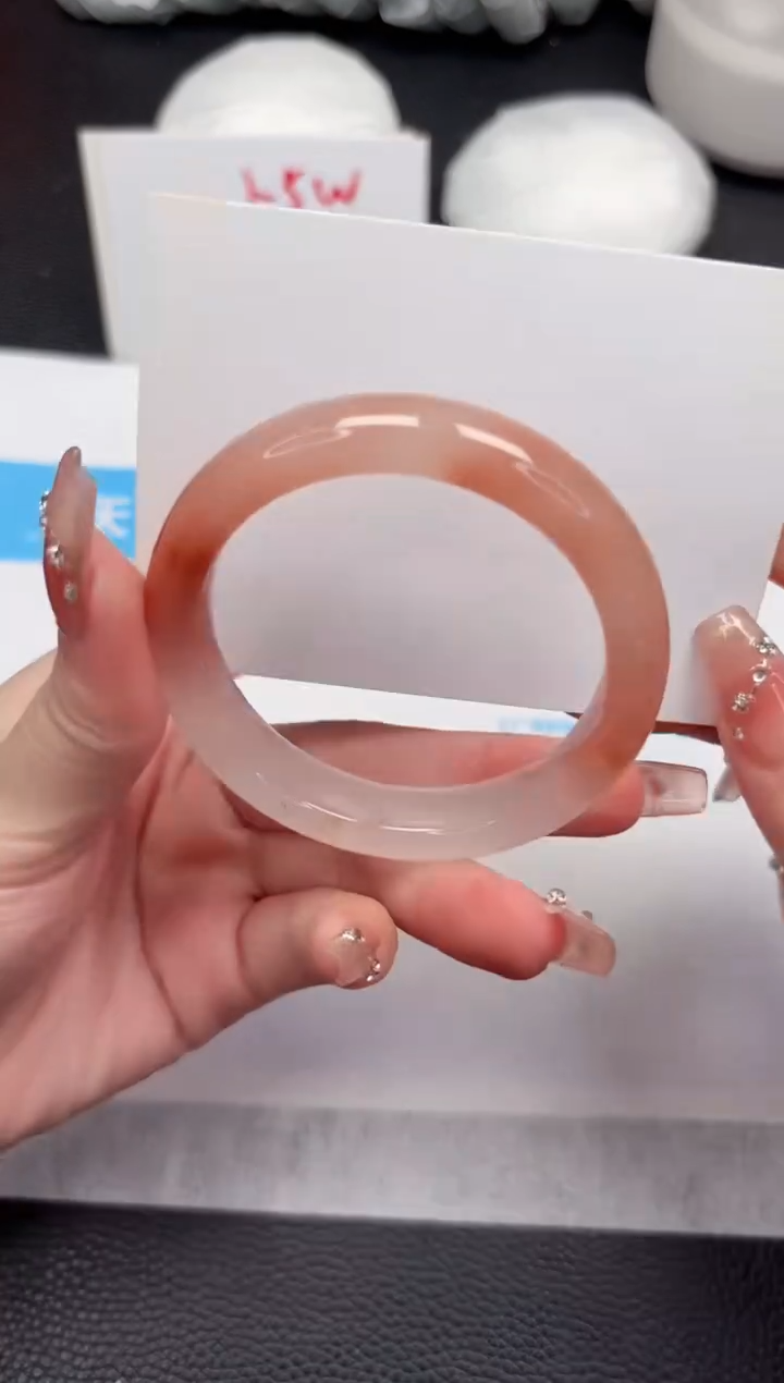 【闪购商品】石英质玉手镯未镶嵌350-53