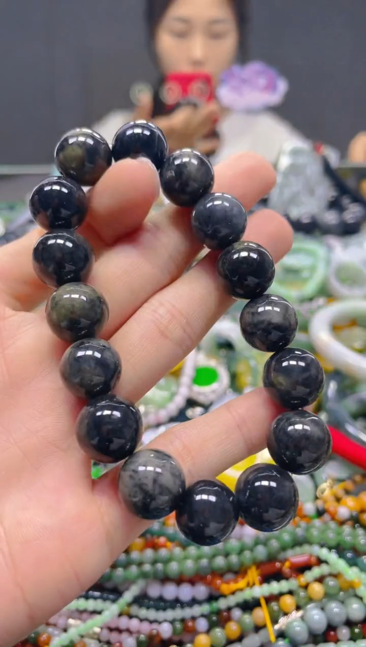 颈饰未镶嵌翡翠13MM/T/翡翠A货，一件也是批发价