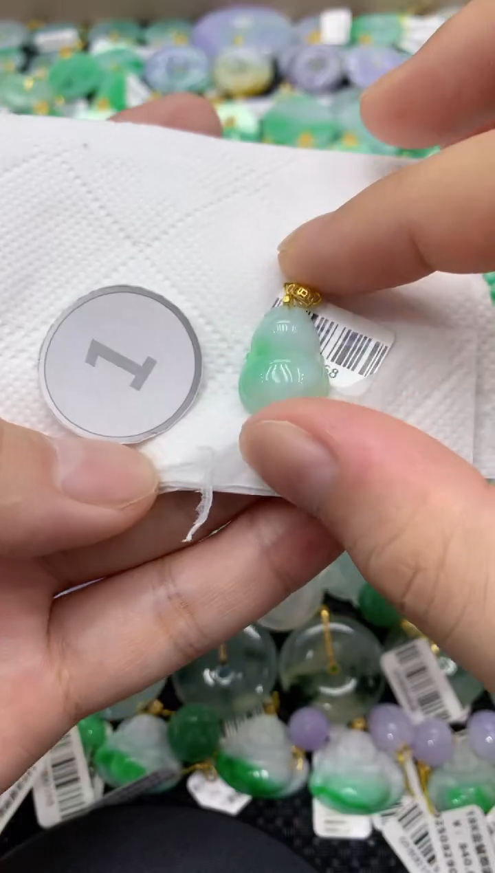 颈饰未镶嵌翡翠天然缅甸翡翠A货