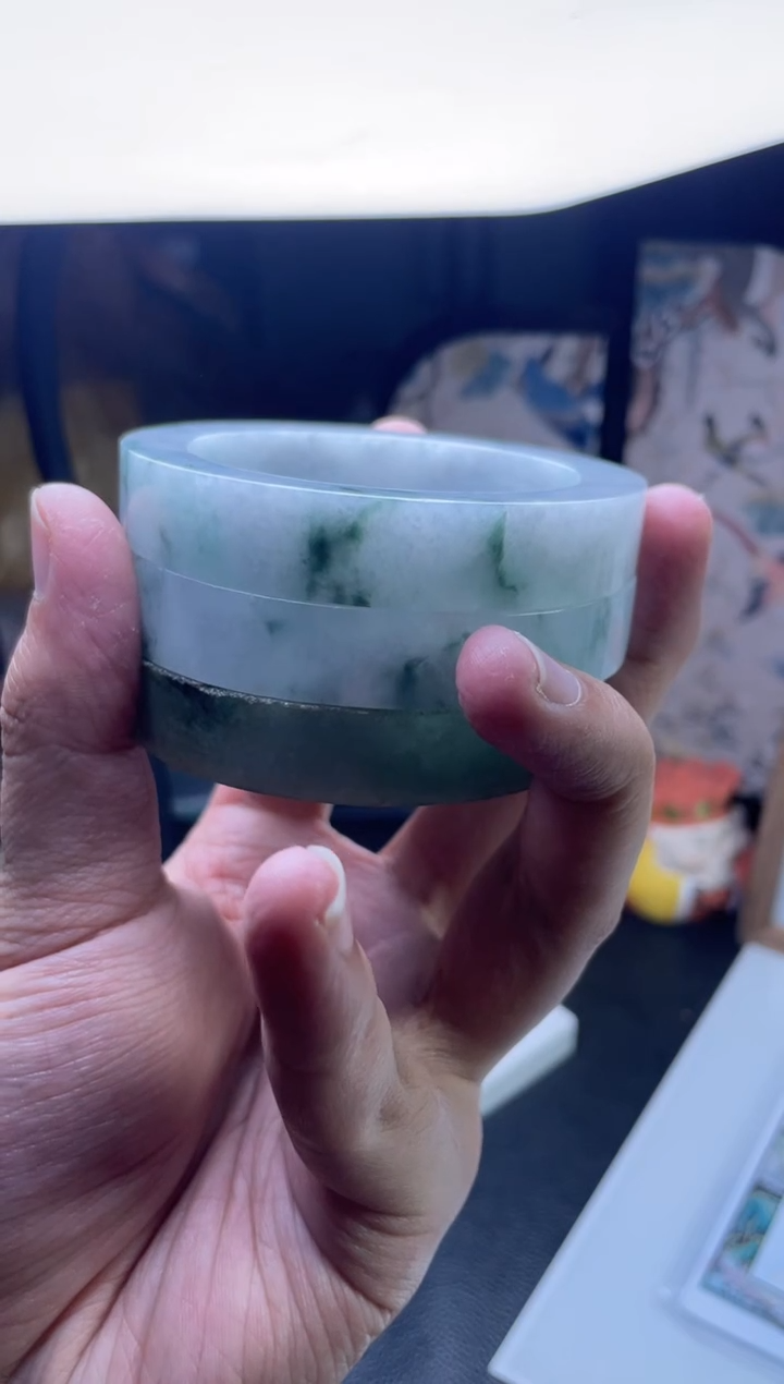 【闪购商品】定制翡翠手镯未镶嵌手镯定制一件