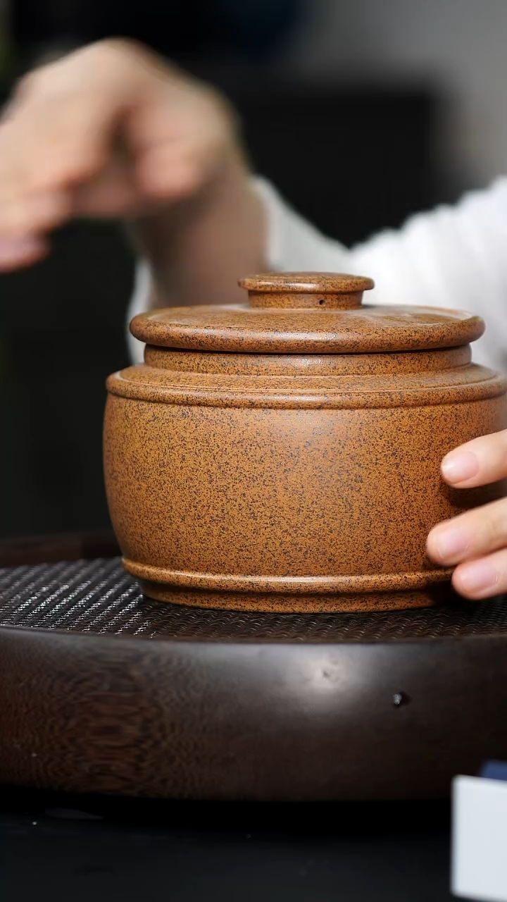 紫砂柴烧茶叶罐   