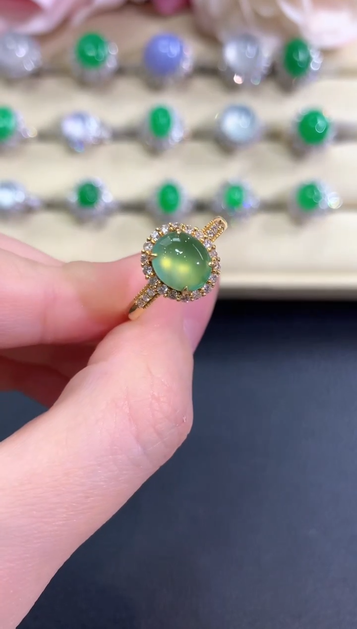 18K金镶嵌戒指翡翠冬日珠宝Q207