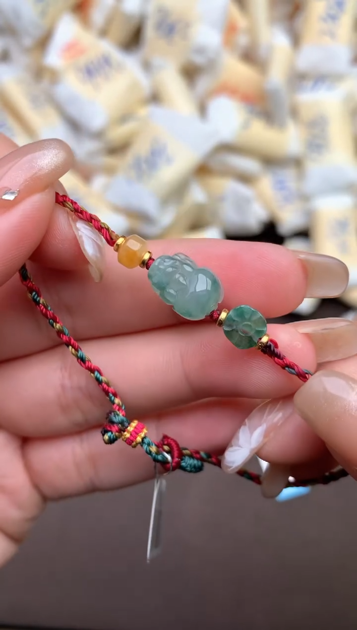 【闪购商品】翡翠手绳未镶嵌—